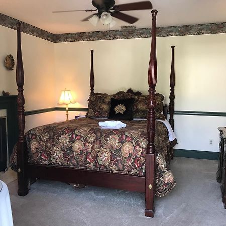 Parsonage Inn Bed And Breakfast 세인트 마이클스 외부 사진