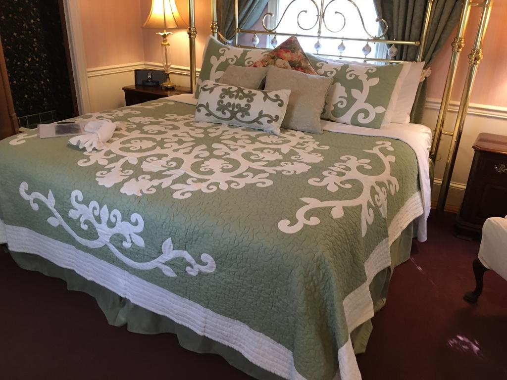 Parsonage Inn Bed And Breakfast 세인트 마이클스 외부 사진