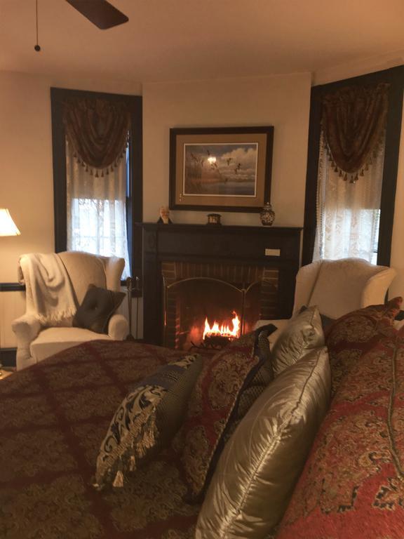 Parsonage Inn Bed And Breakfast 세인트 마이클스 외부 사진