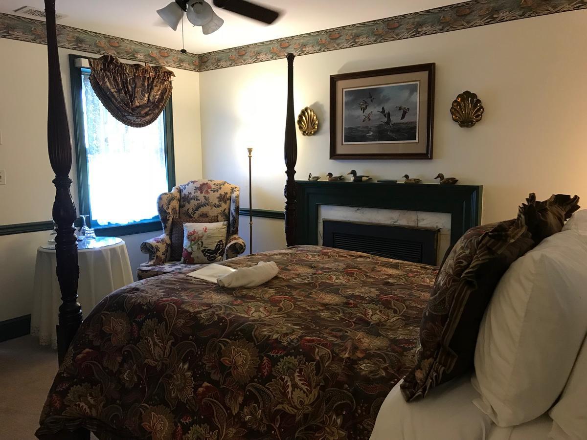 Parsonage Inn Bed And Breakfast 세인트 마이클스 외부 사진