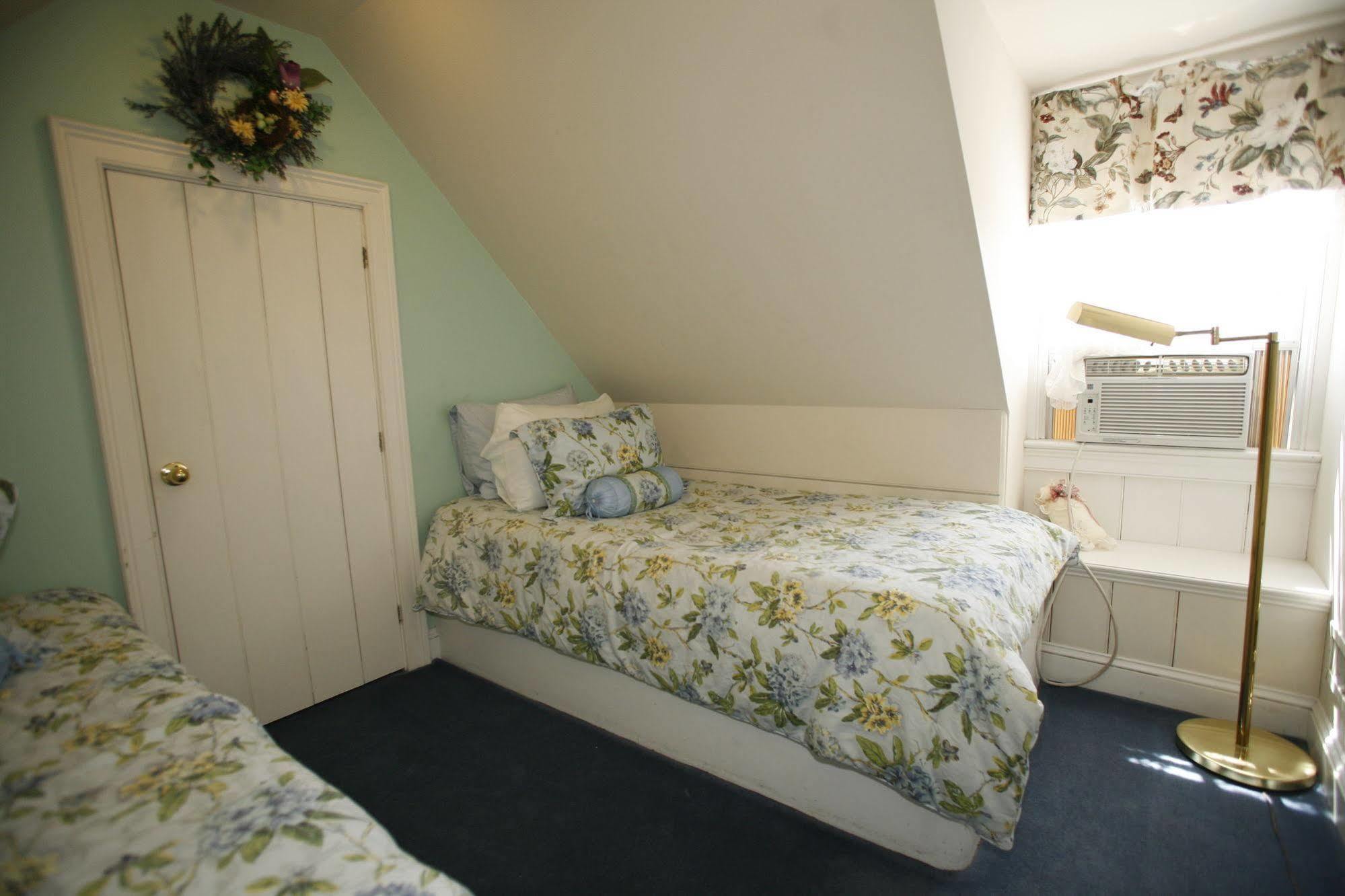 Parsonage Inn Bed And Breakfast 세인트 마이클스 외부 사진