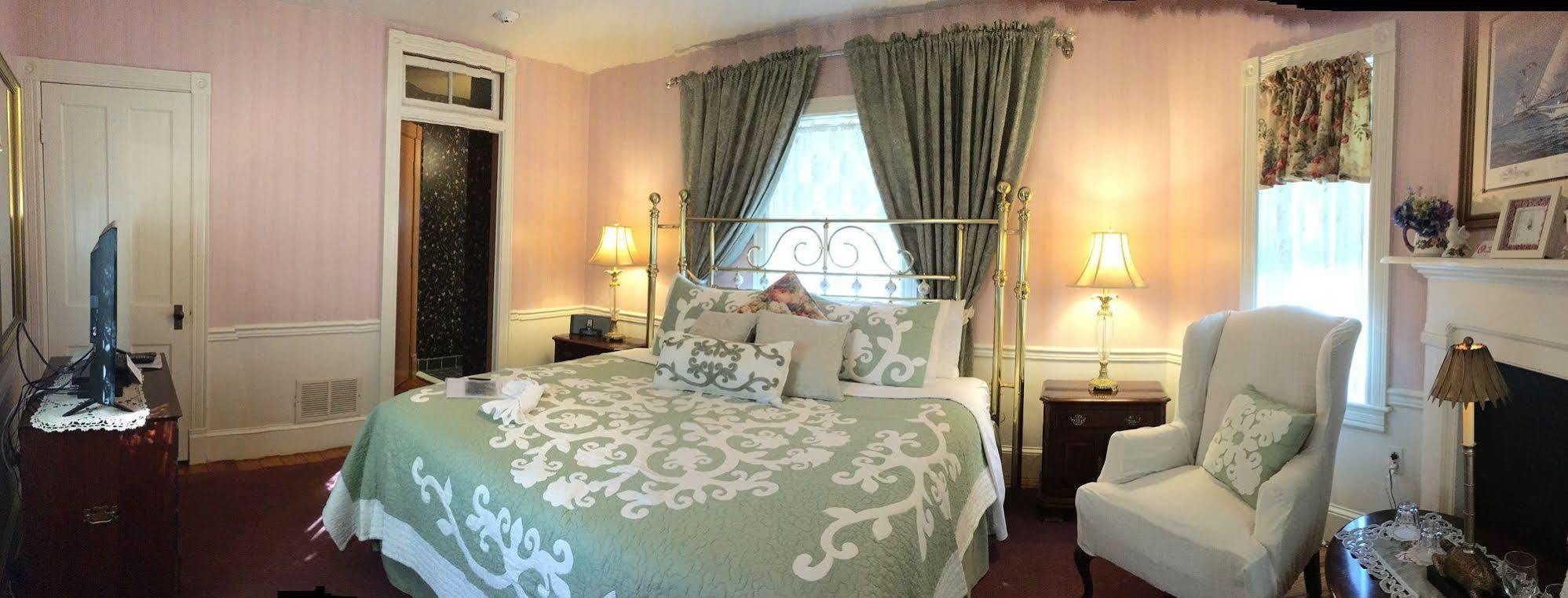 Parsonage Inn Bed And Breakfast 세인트 마이클스 외부 사진
